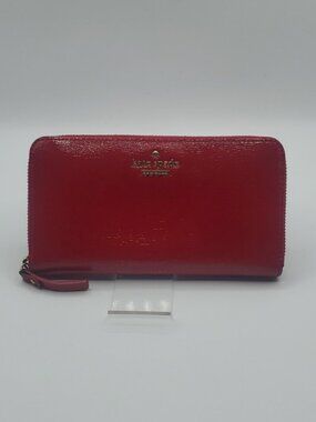Kate Spade New York Large Zippered Wallet Red 7 Compartments with 12 Card Slots